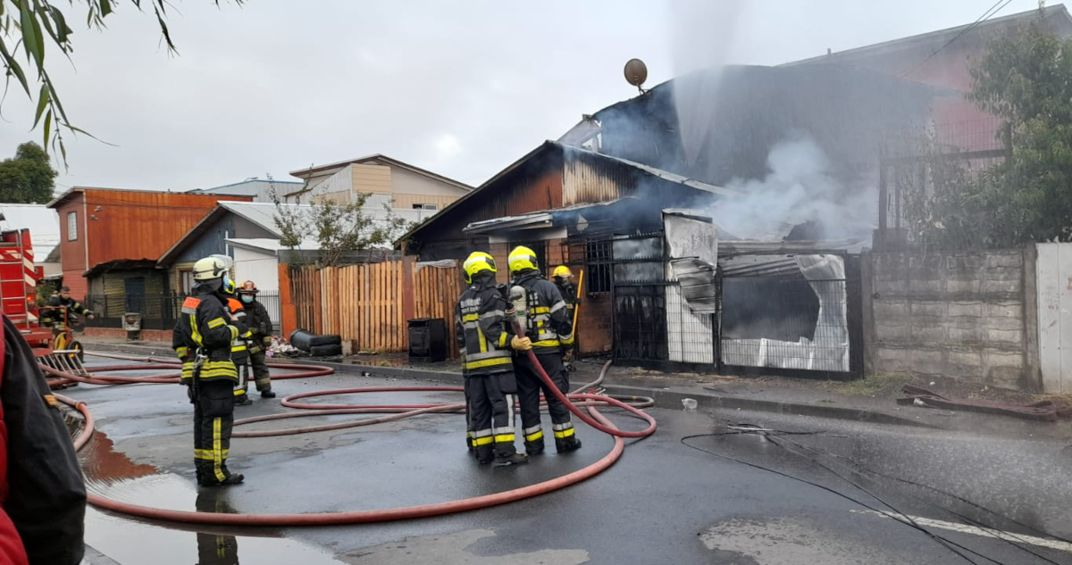 incendio-casa-los-angeles-venta-droga.jpeg