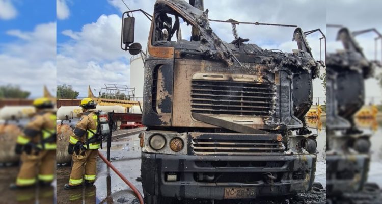 Trabajador resulta con quemaduras tras explosión de gran cilindro de gas en planta de Maipú