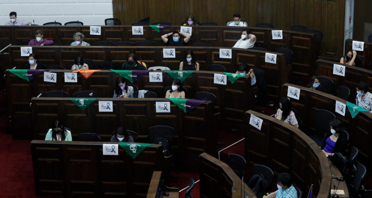 Quedan 9 días para ingresar iniciativas populares para ser discutidas en la Convención