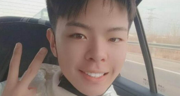 Joven chino se suicida