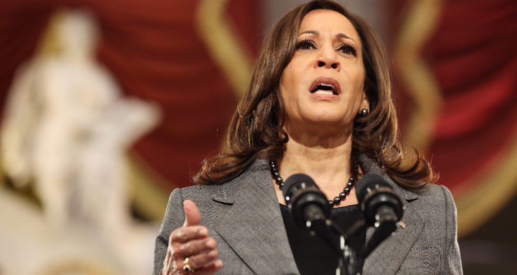 Kamala Harris por 1° aniversario de asalto al Capitolio Refleja la fragilidad de la democracia