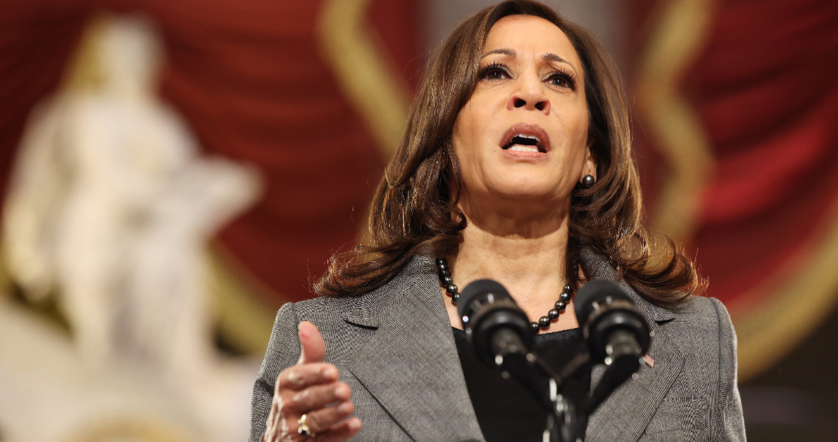 Kamala Harris por 1° aniversario de asalto al Capitolio Refleja la fragilidad de la democracia