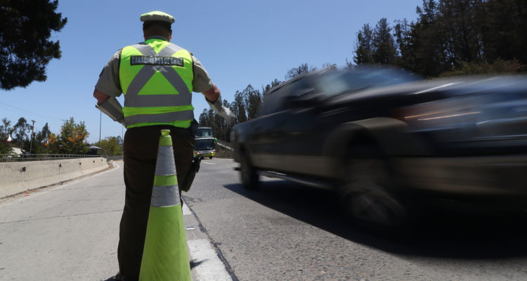 Los Ángeles un muerto y 6 personas lesionadas deja colisión triple en Ruta 5 Sur