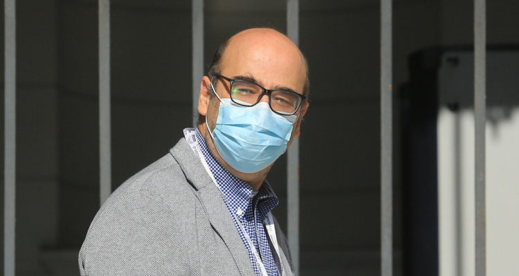 Fernando Atria califica de “mala idea” propuesta de convencionales de limitar duración de jueces