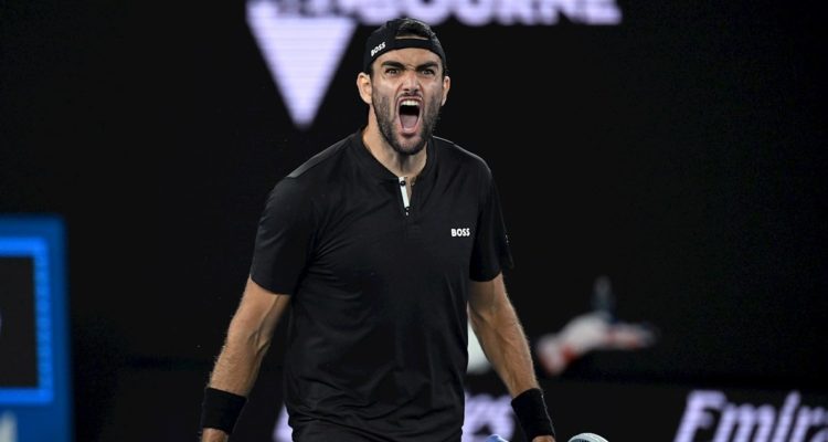 Matteo Berrettini despachó a Monfils.