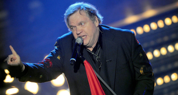El cantante Meat Loaf cantando durante uno de sus conciertos.