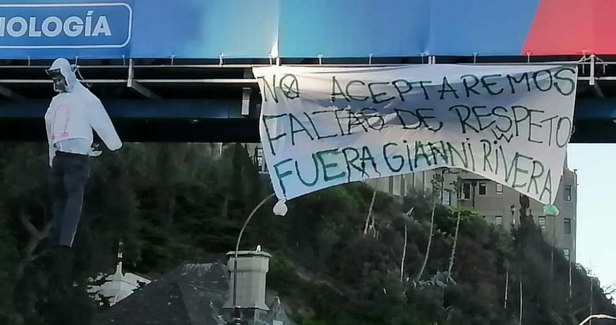 Gianni Rivera: cuelgan muñeco pidiendo su salida