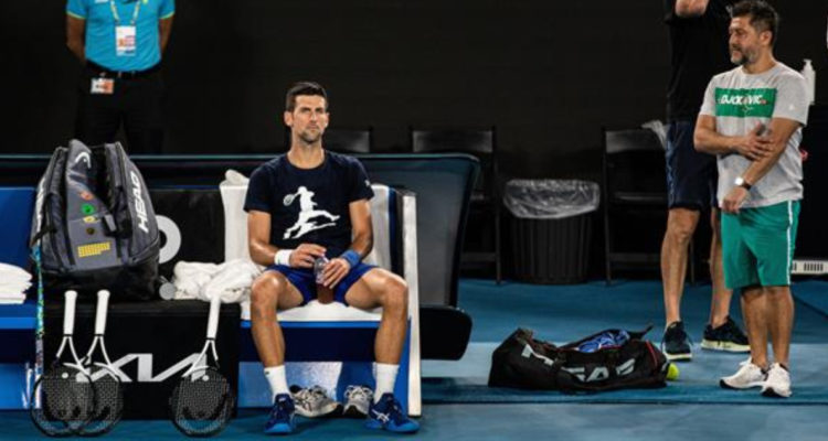 El caso de Novak Djokovic y cómo el tenista pasó a ser “referente” antivacuna
