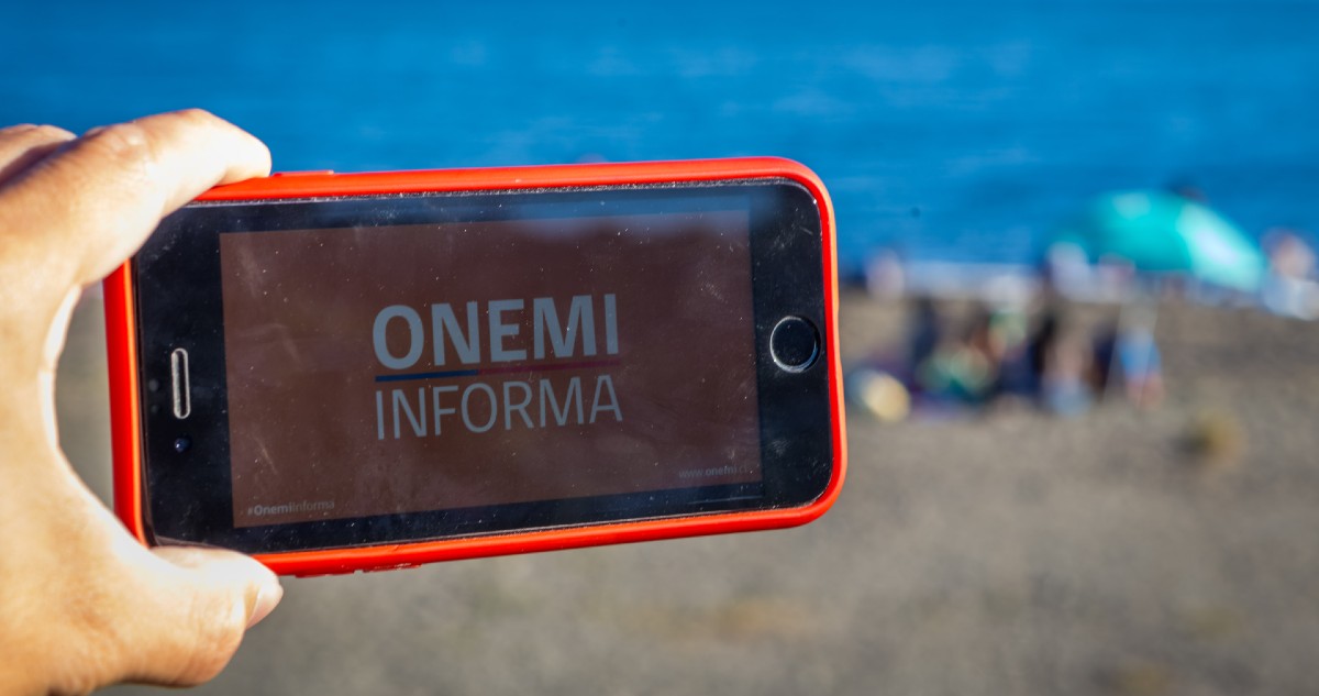Onemi emite estado de precaución ante tsunami en Tonga: recomienda abandonar playas en Rapa Nui