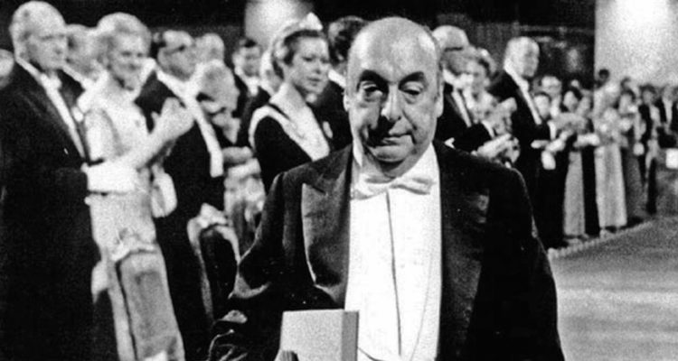 Entrega del Premio Nobel de Literatura a Pablo Neruda
