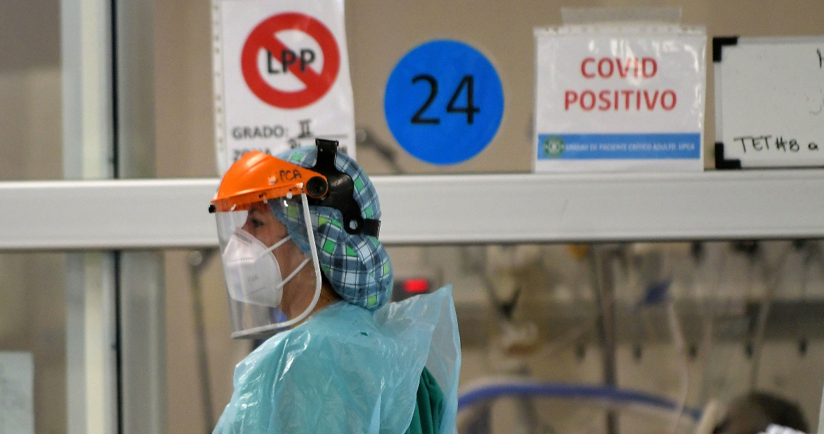 Pacientes con covid de hospital de antofagasta no tiene esquema de vacunacion completo