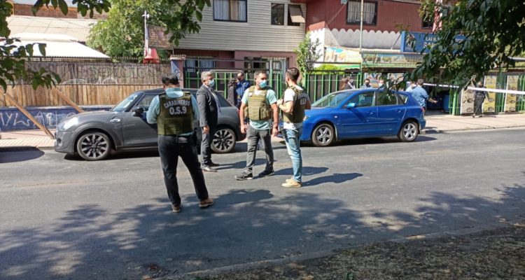 Funcionario PDI baleó a delincuente que protagonizaba un robo en San Joaquín