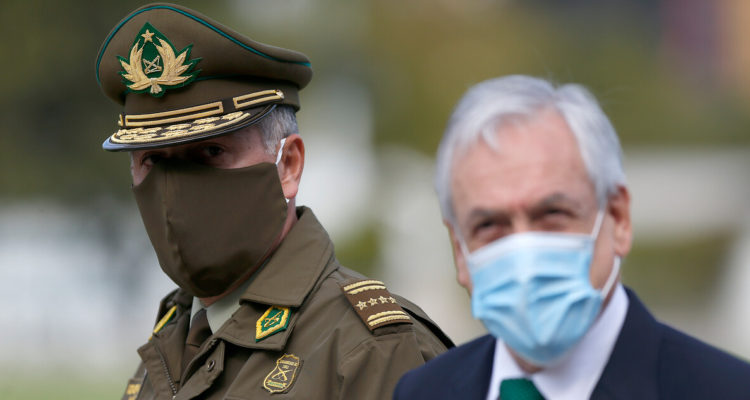 Piñera y exgeneral Mario Rozas