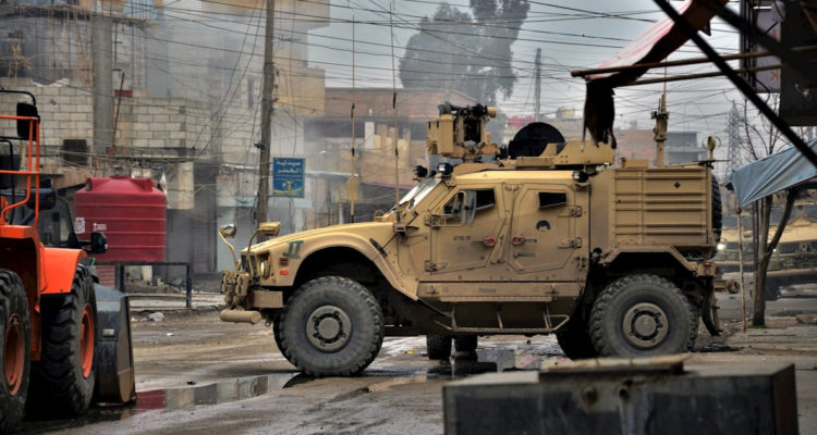 Kurdosirios tras repeler el motín en la prisión.