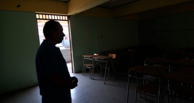 Profesor en la sala de clases