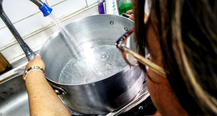 Racionamiento de agua en sector Las Gaviotas de Valdivia