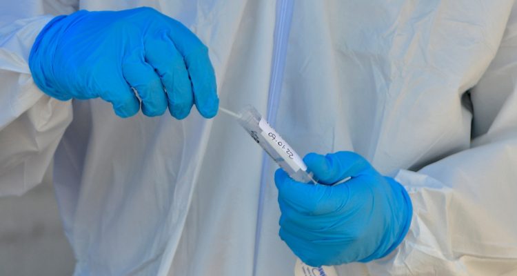 Región de Antofagasta registra positividad más alta del país