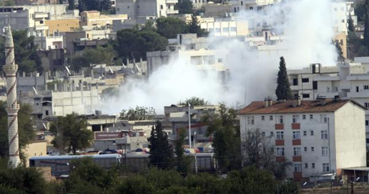 Reportan al menos 5 muertos en grave motín de presos del Estado Islámico en cárcel de Siria