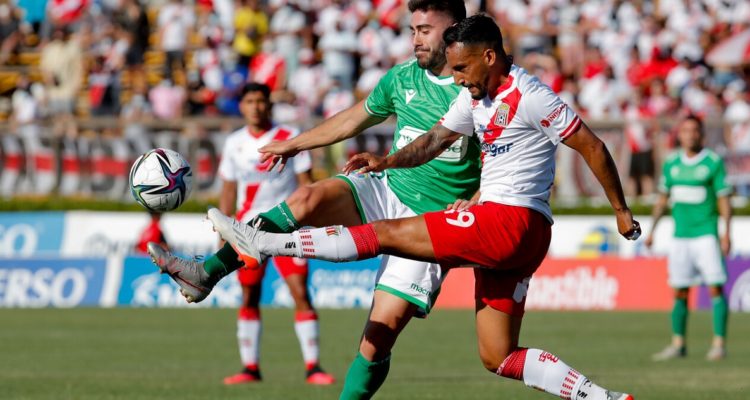 Ronald de la Fuente vs Audax Italiano.