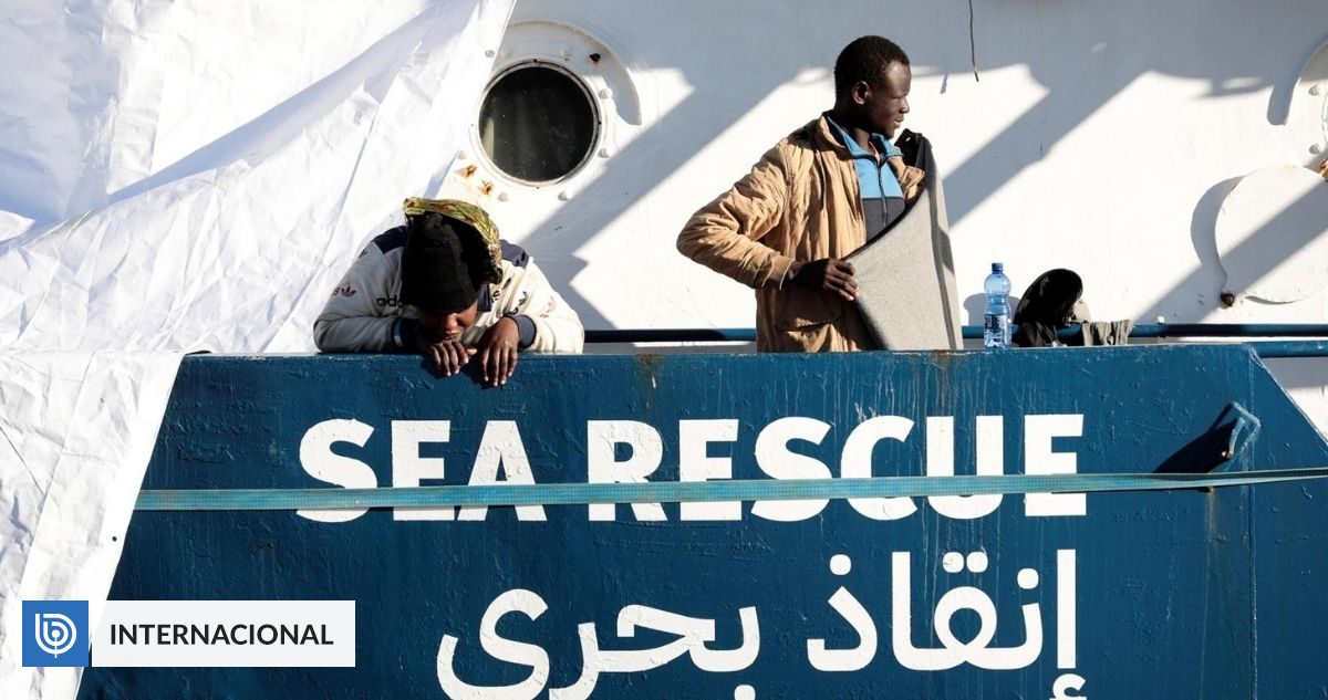 440 migranti soccorsi dalla nave umanitaria Sea Watch 3 sbarcano in Italia |  Internazionale