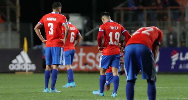 Tabla de Clasificatorias: Chile bajó un lugar tras perder ante Argentina.