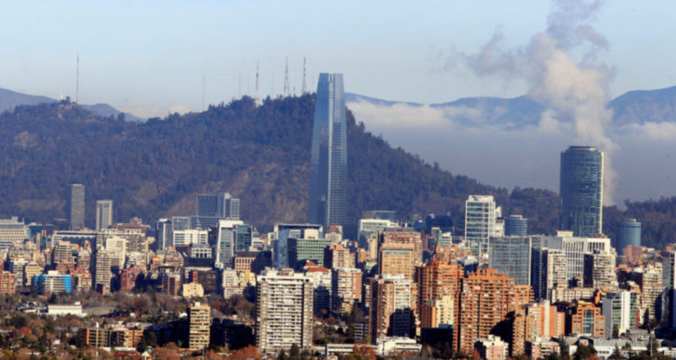Tasa de desempleo en el Gran Santiago sube un 8,3% marcada por un alza en la participación laboral