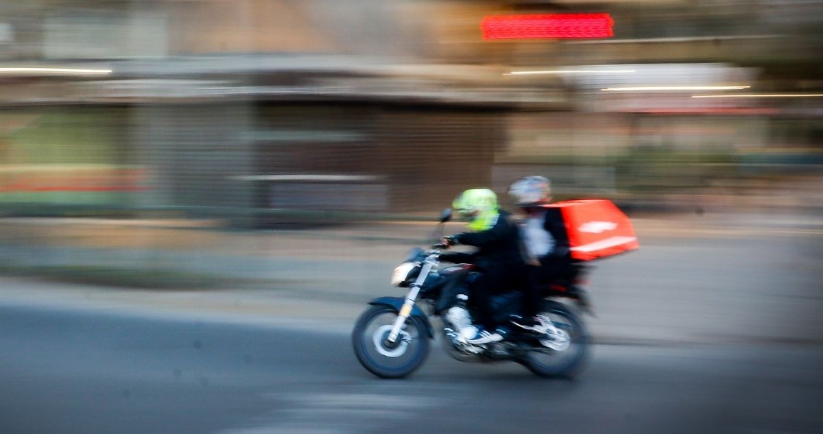 Técnica del “Uber”: sujetos asaltan a hombre en Reñaca
