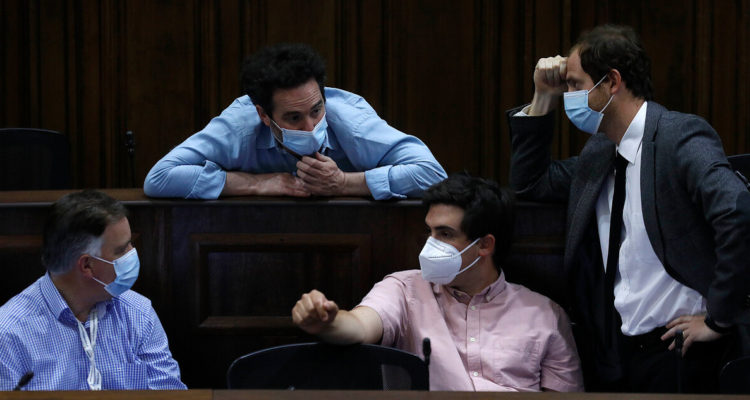 UDI cedió y entregó firmas para apoyar carta de RN para vicepresidencia de la Convención