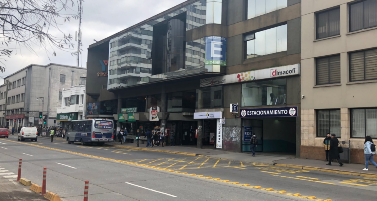 Roban locales de la Galería Ymca en Concepción.