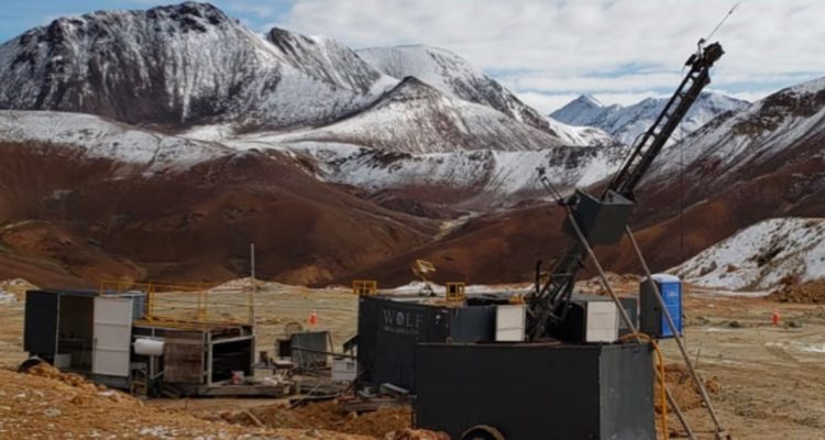 Choquelimpie, uno de los 40 proyectos mineros que rodean reservas y parques en Chile