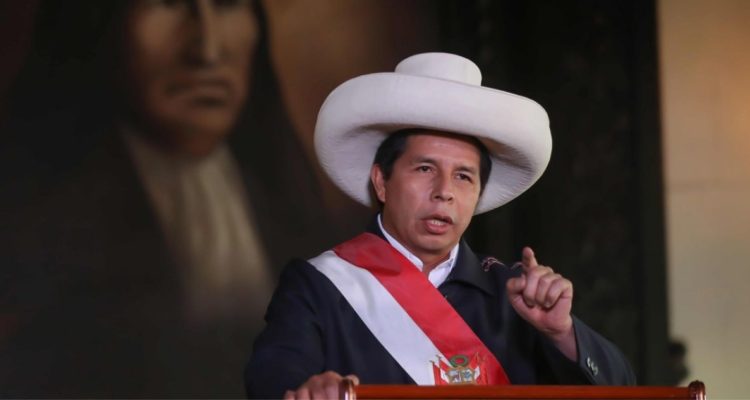 Allanan Palacio de Gobierno de Perú