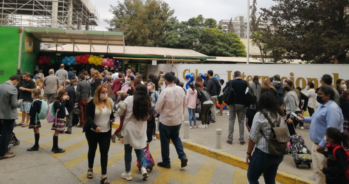 Ya comenzó el año escolar en la región Metropolitana: colegio de Las Condes inició sus clases