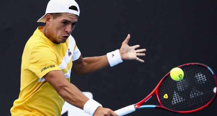 Sebastián Báez avanzó en ATP de Santiago tras superar a Londero