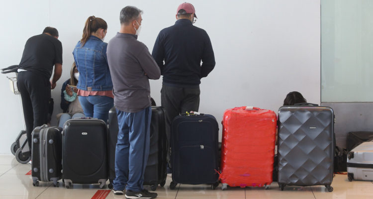 Latam confirma cancelación de vuelos a Iquique por bloqueo de camioneros