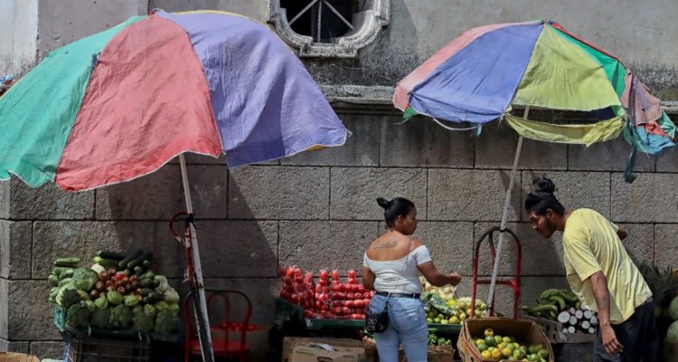 La inflación amenaza a Centroamérica y podría impulsar más migración, pobreza e inseguridad