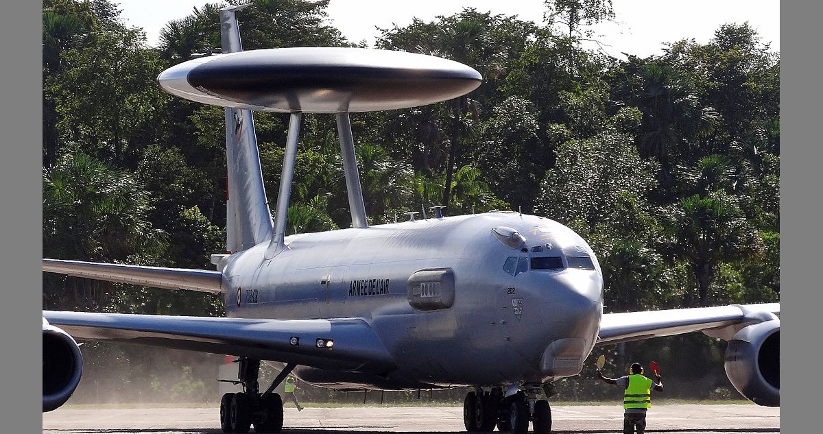 Boeing E-3D Sentry en Francia
