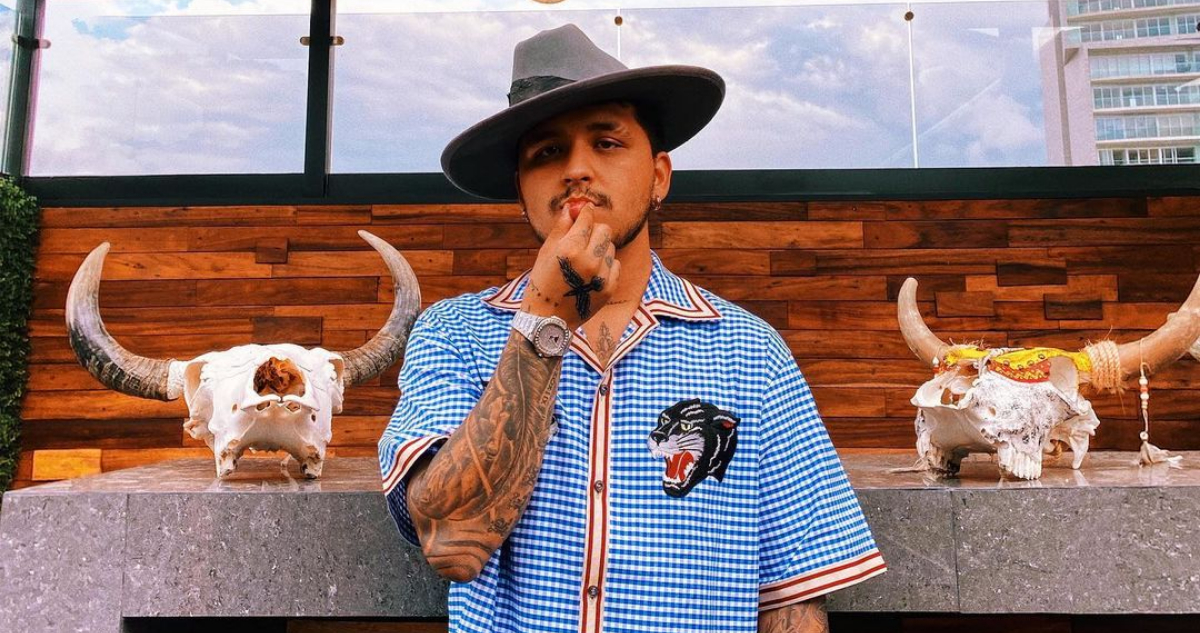 El cantante Christian Nodal, que tendrá su concierto en Chile el 1 de julio