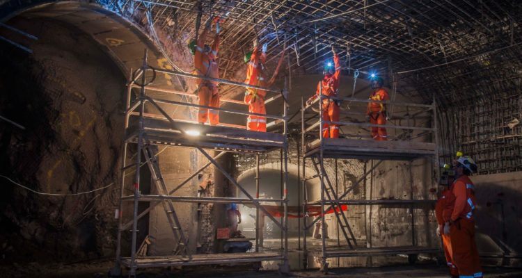 Codelco reporta US$7.394 millones en excedentes en 2021, la segunda cifra más alta en 10 años