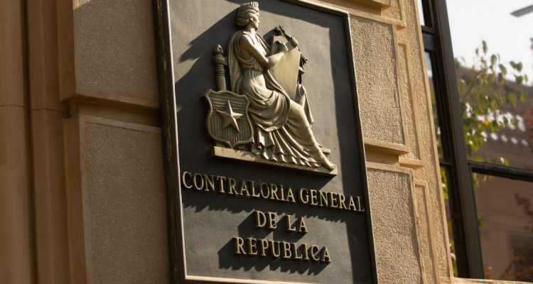 Contraloría rechaza licitación de tierras indígenas del Gobierno