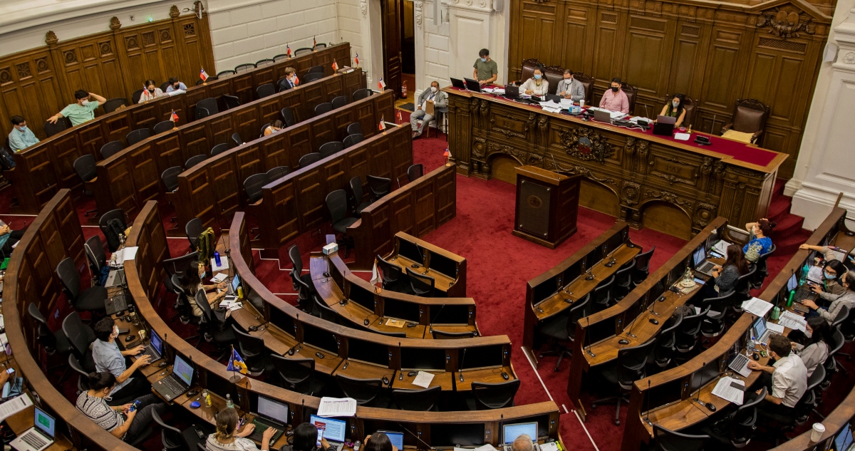 Convencionales por propuesta de Longueira