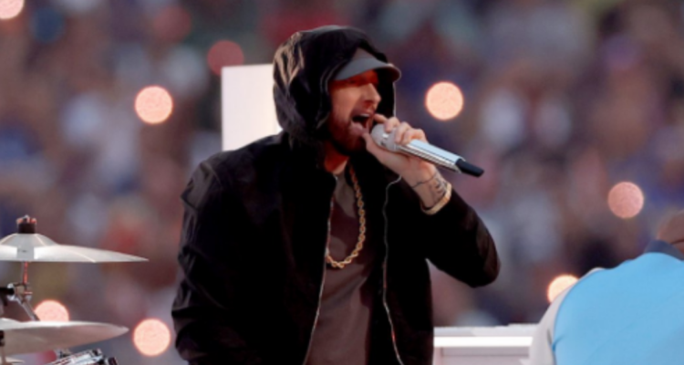 Super Bowl 2022: Eminem arrasó en redes sociales con su participación
