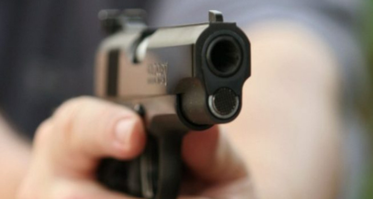 Encapuchados amenazan y roban auto de trabajadores de Hospital Contulmo