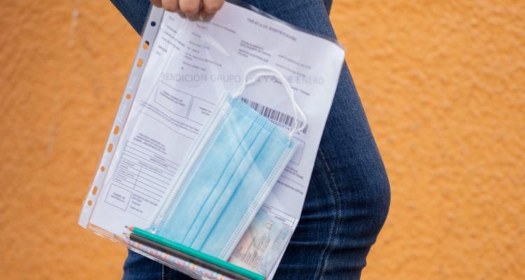 Sernac busca que preuniversitarios Cpech y PreUCV compensen a alumnos