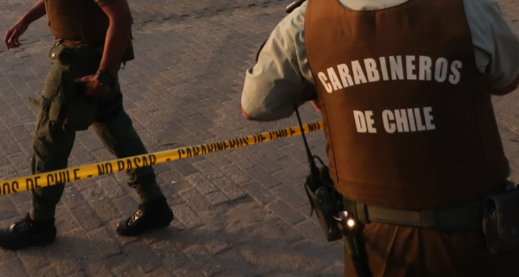 Sentencian a hombre que golpeó a carabineros en Panguipulli.