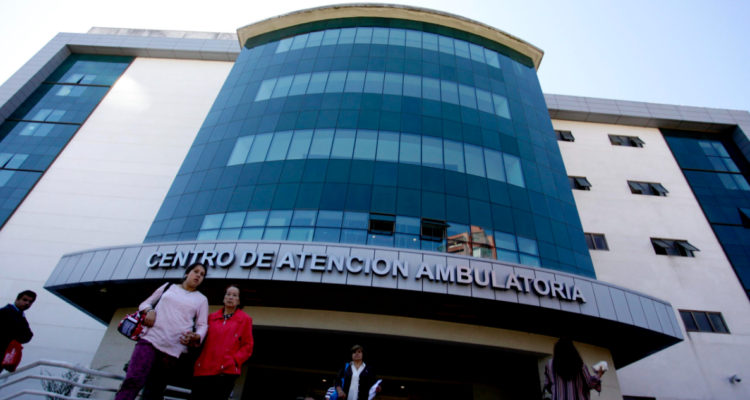 Trasladan al Hospital Regional de Concepción a testigo clave en homicidio contra mecánico de Tirúa