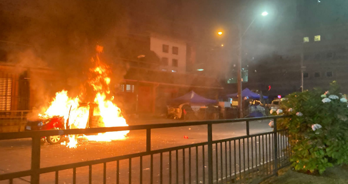 Auto quemado en Puerto Montt