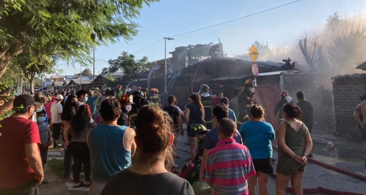 Incendio de viviendas en Renca