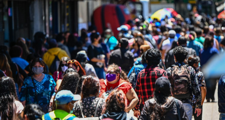 INE reporta aumento de la informalidad laboral en 2021 tasa llega al 28,3% y suma 300 mil personas