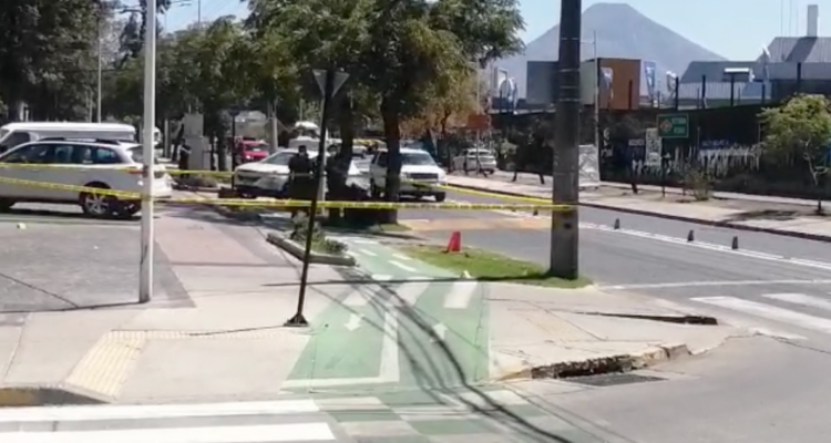 Buscan a conductor de vehículo de lujo acusado de intentar atropellar a carabineros en Las Condes