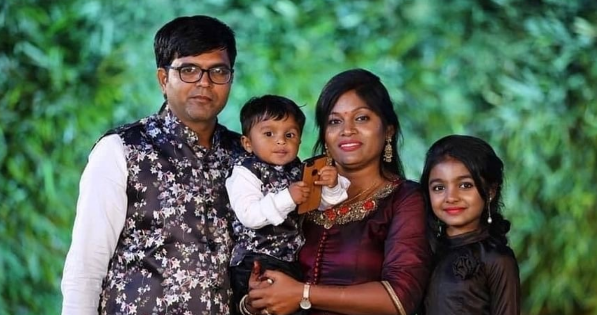Jagdish Patel y su familia